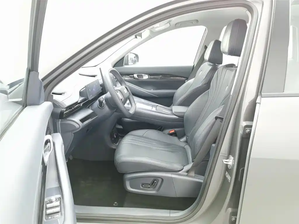 GEELY GALAXY GALAXY E5