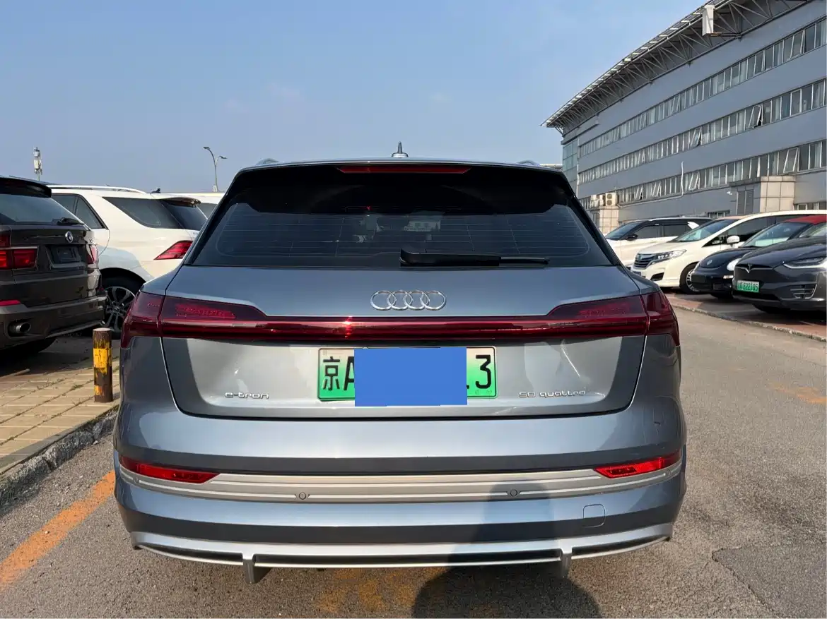 Audi e-tron 2021 2021 50 quattro Premium