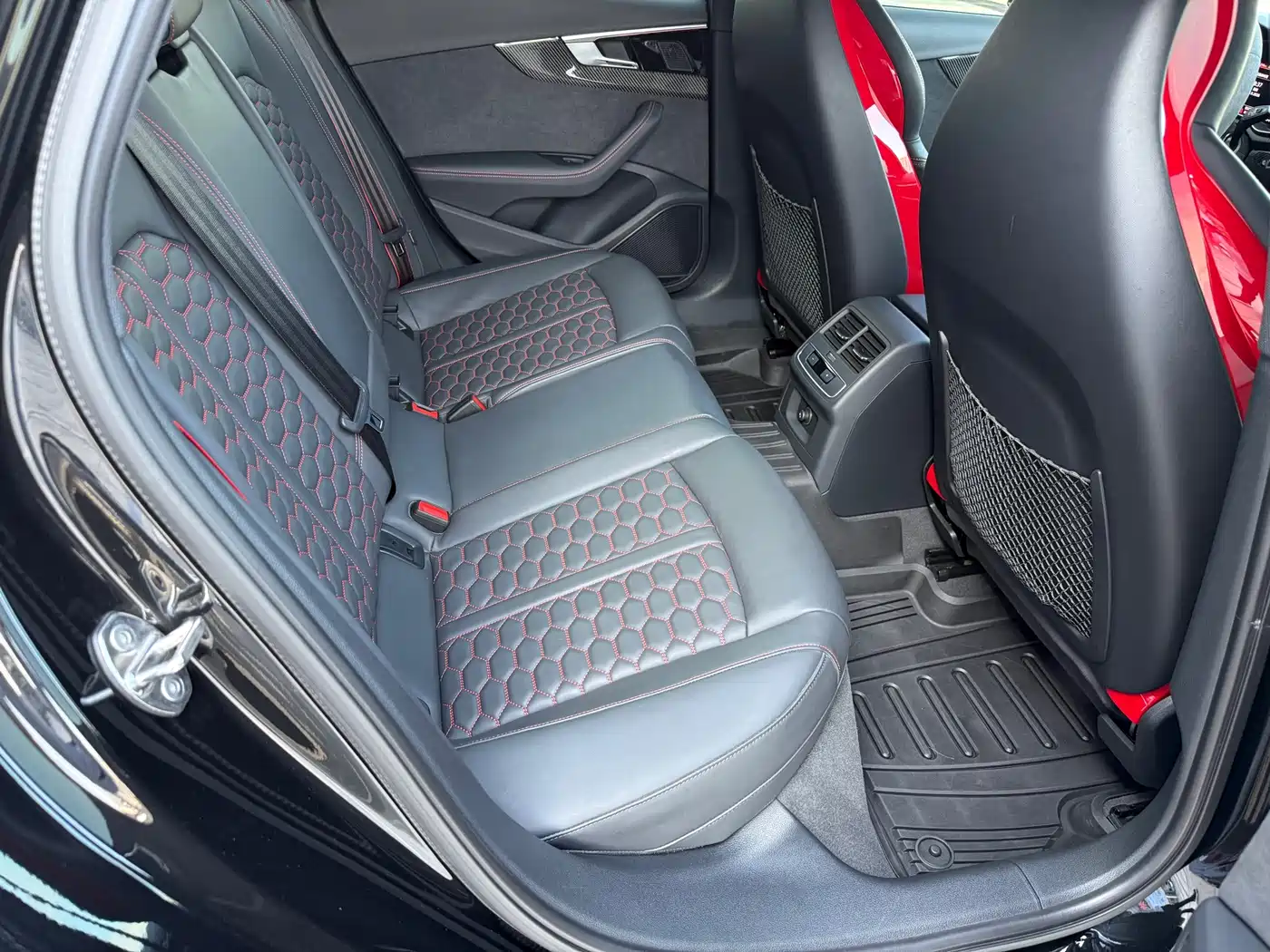 Audi RS 4, миниатюра 18