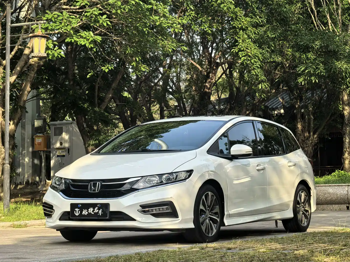 Honda Jade 2017 210TURBO CVT Fashion Edition 5-seater