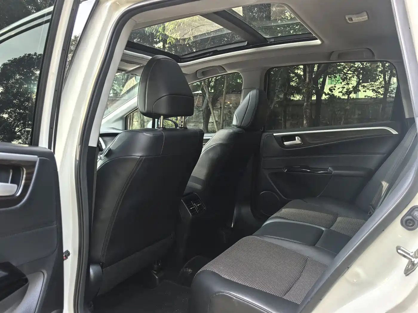 Honda Jade 2017 210TURBO CVT Fashion Edition 5-seater фото 7