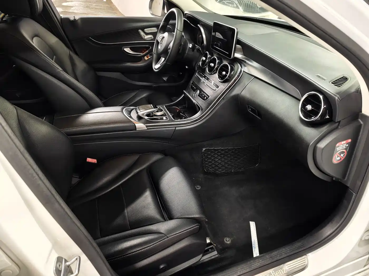 Mercedes-Benz C-Class 2016 C 200 L Sport фото 4