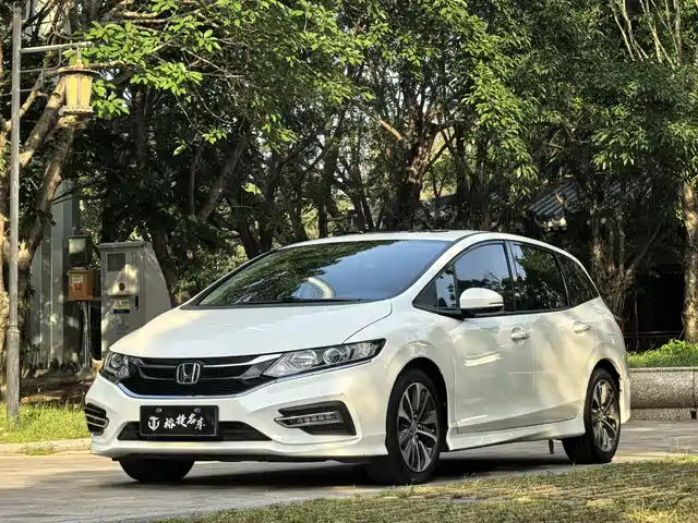 Honda Jade 2017 210TURBO CVT Fashion Edition 5-seater