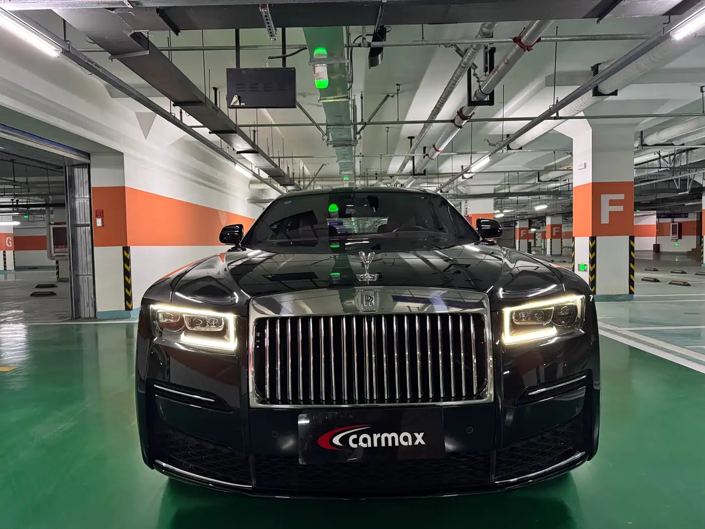 Rolls-Royce Ghost 2024 6.7T Standard Wheelbase фото 3
