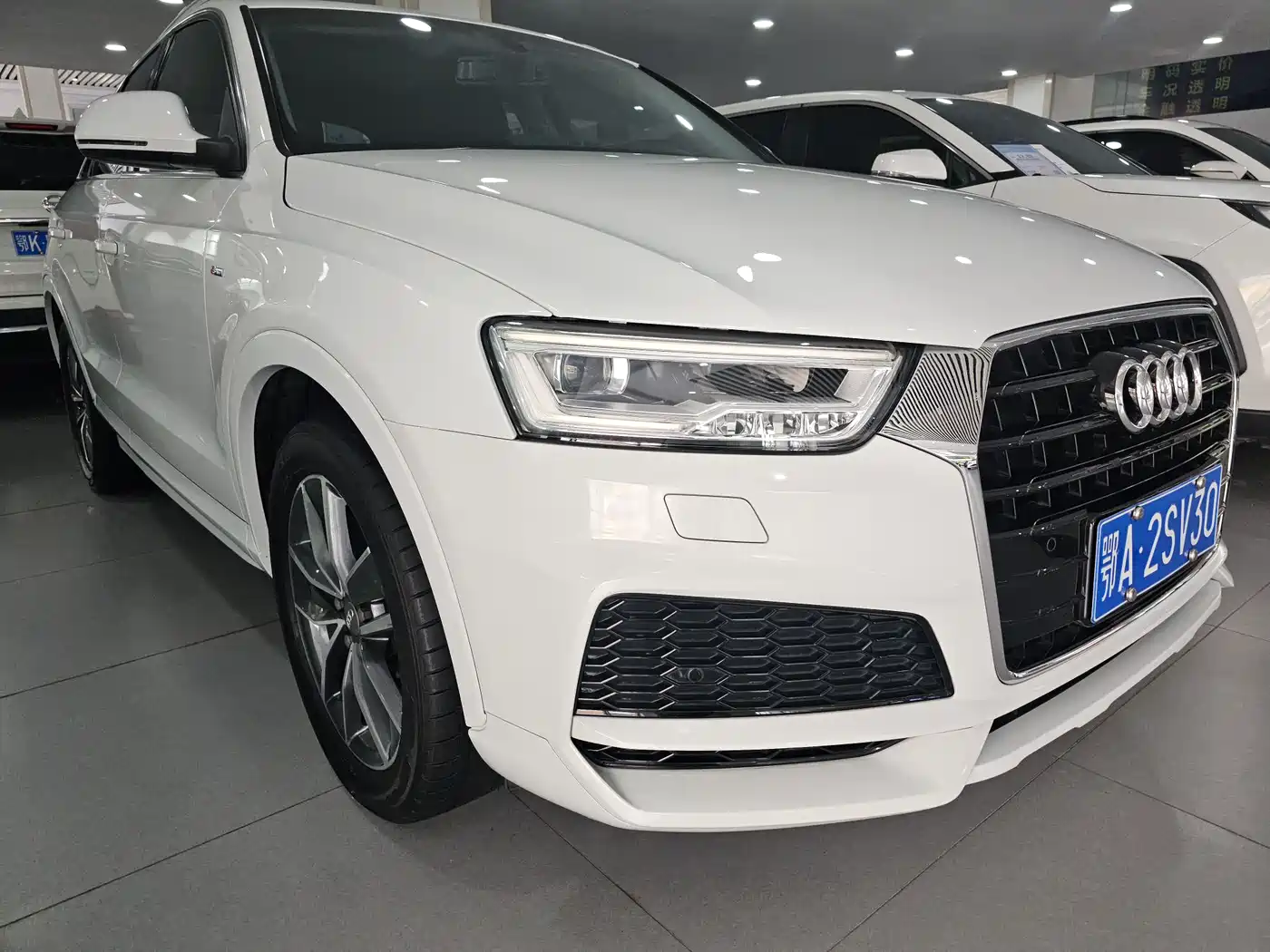 Audi Q3 2018 30th Anniversary Edition 35 TFSI Sport фото 3
