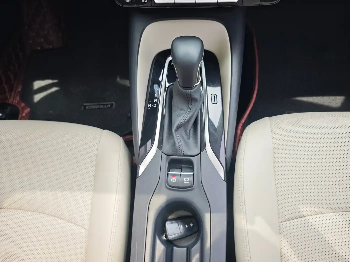 Photo 15 - Toyota Corolla