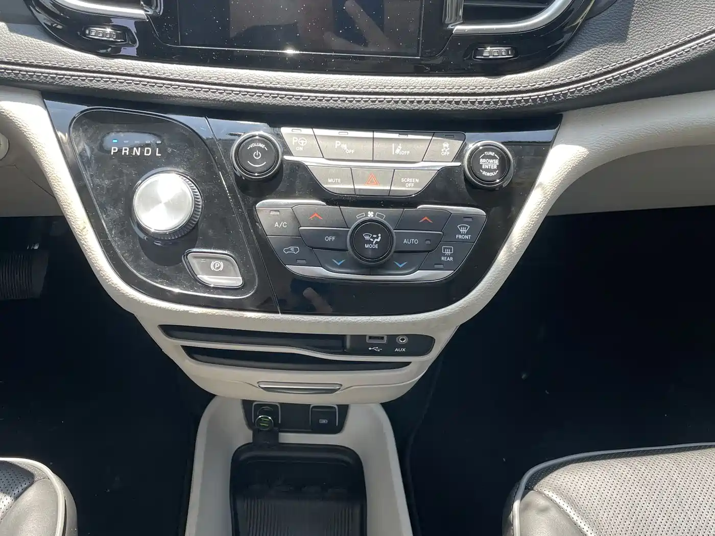 Chrysler Grand Caravan PHEV (Import) 2025 2019 3.6L Plug-in Hybrid