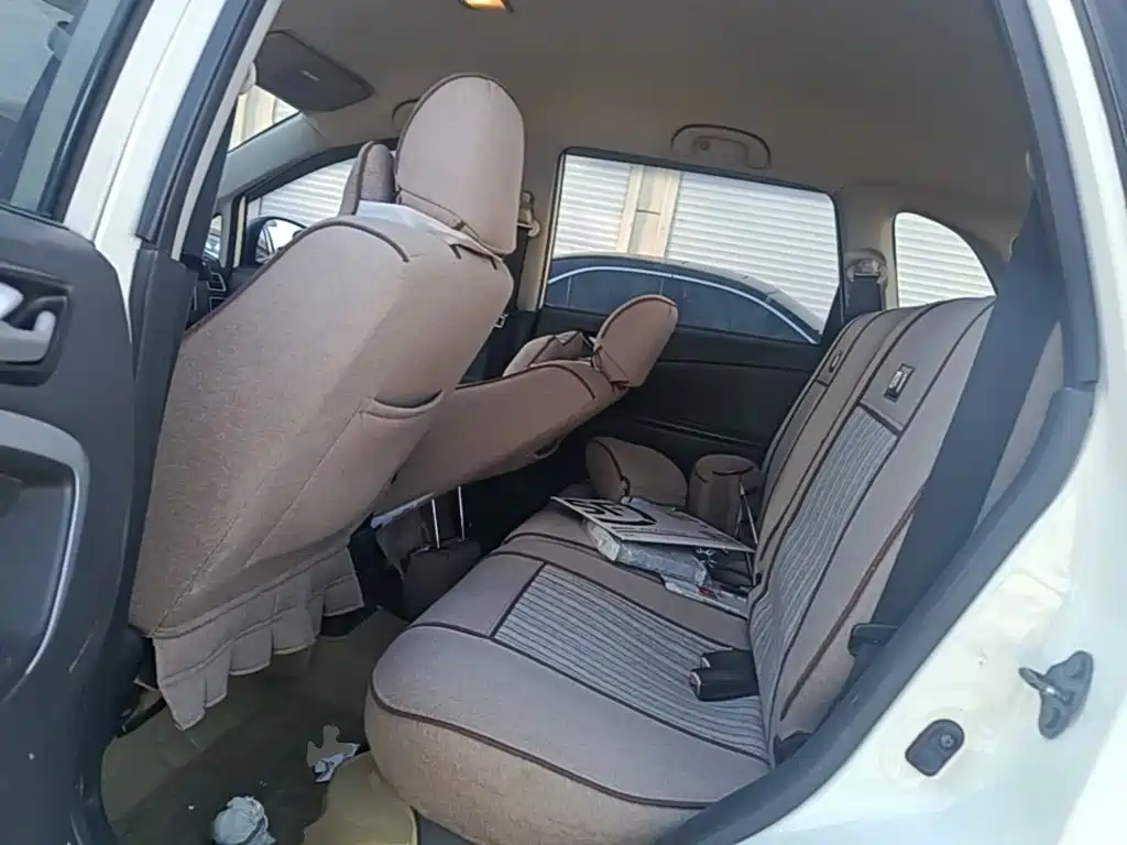 Photo 17 - Suzuki Liana A6