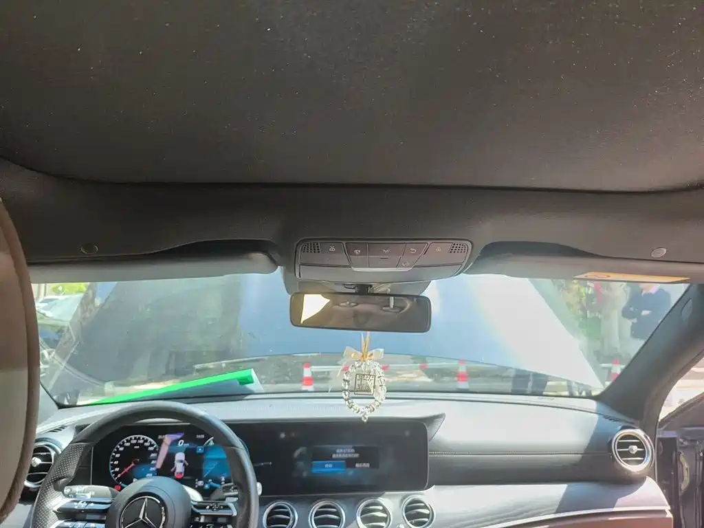 Mercedes-Benz E-Class 2021 E 300 L Sport Premium фото 14