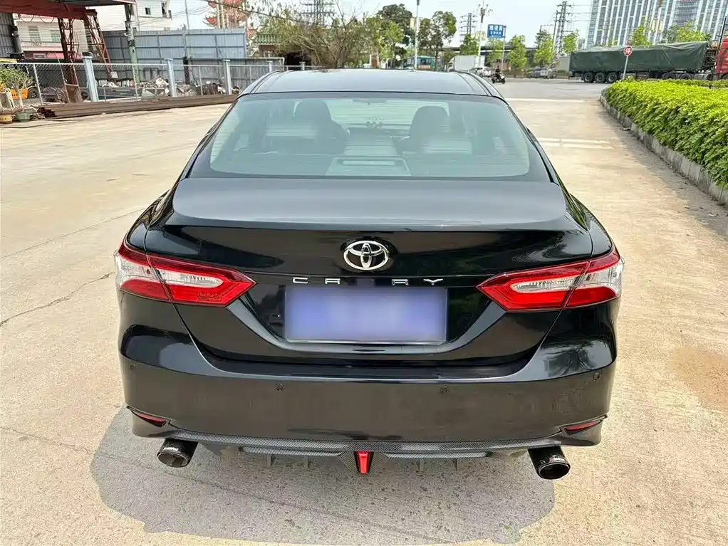 Toyota Camry 2018 2.0E Elite Edition фото 7
