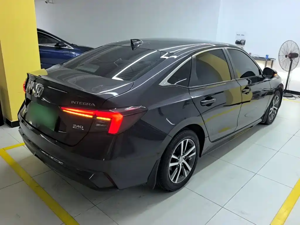 Honda Integra 2024 2023 240TURBO CVT Tech Edition