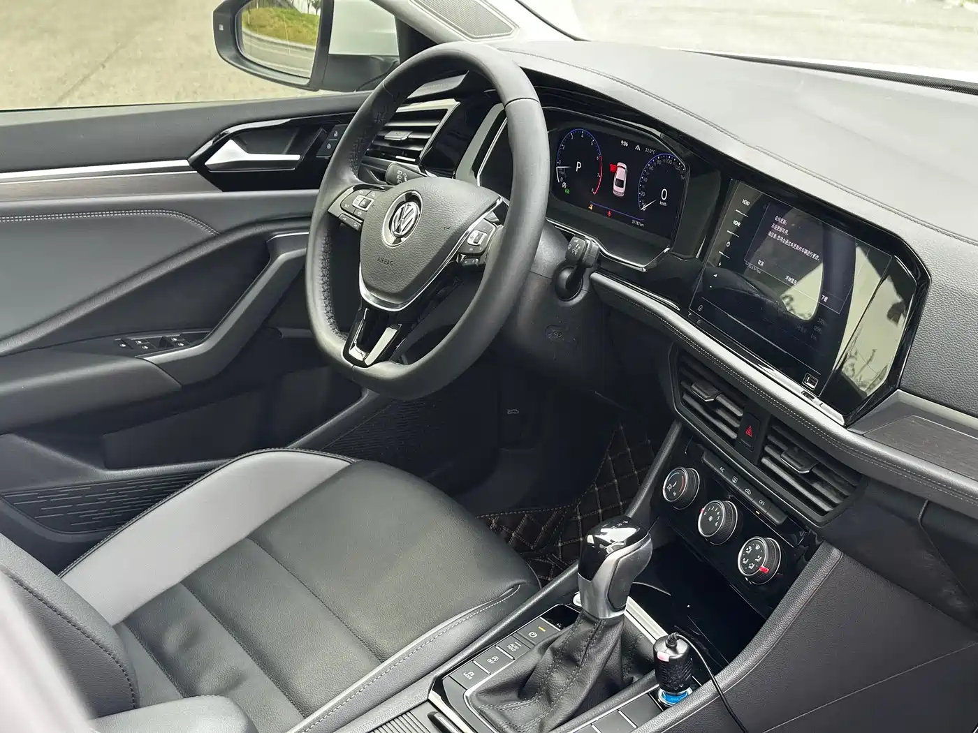 Volkswagen Sagitar 2022 280TSI DSG Soaring Edition фото 9