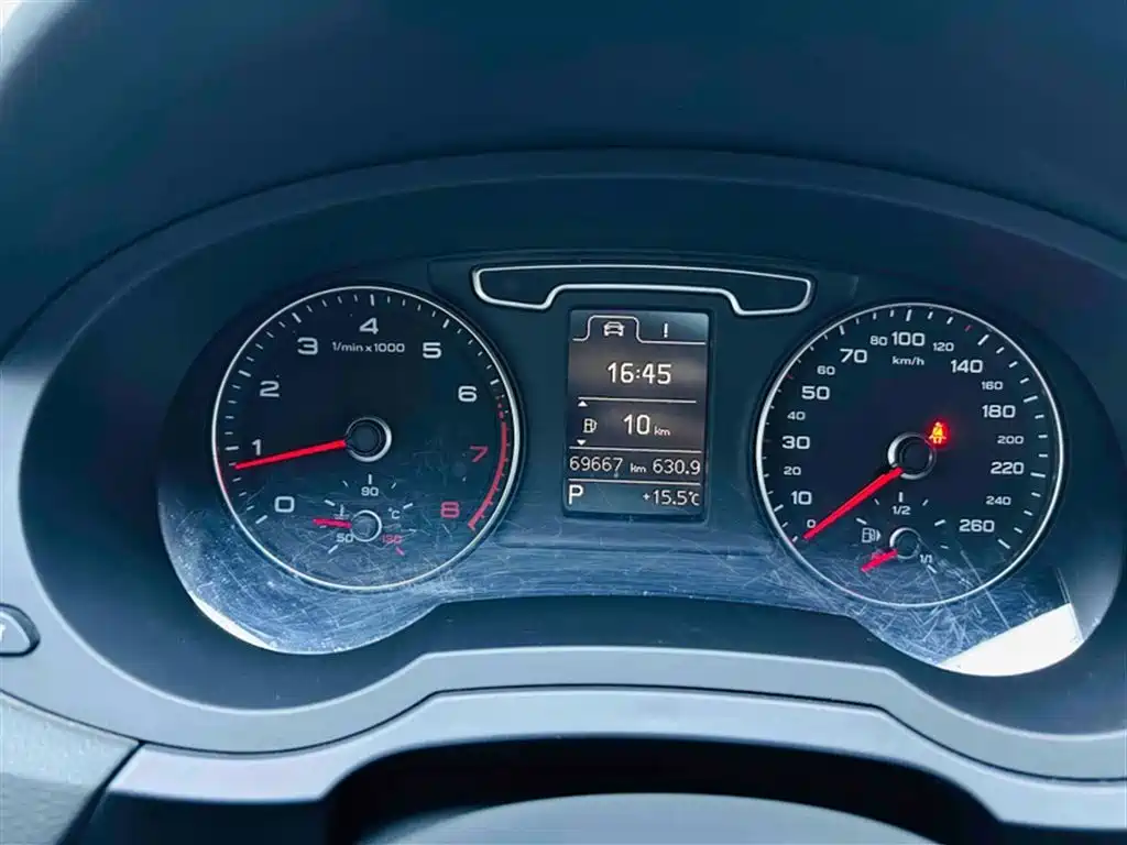Audi Q3 2015 30 TFSI Progressive фото 4
