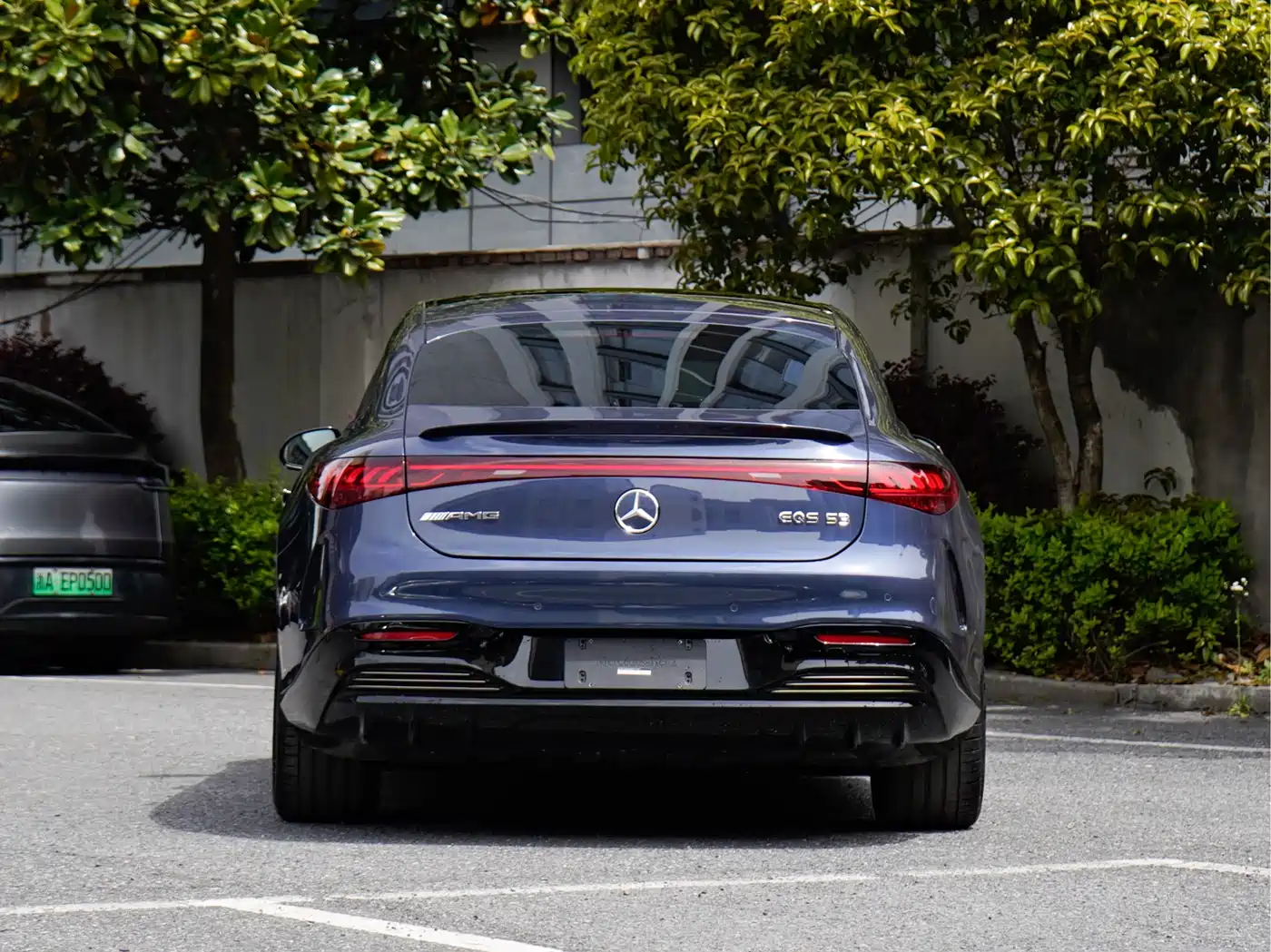 MERCEDES-BENZ EQS AMG