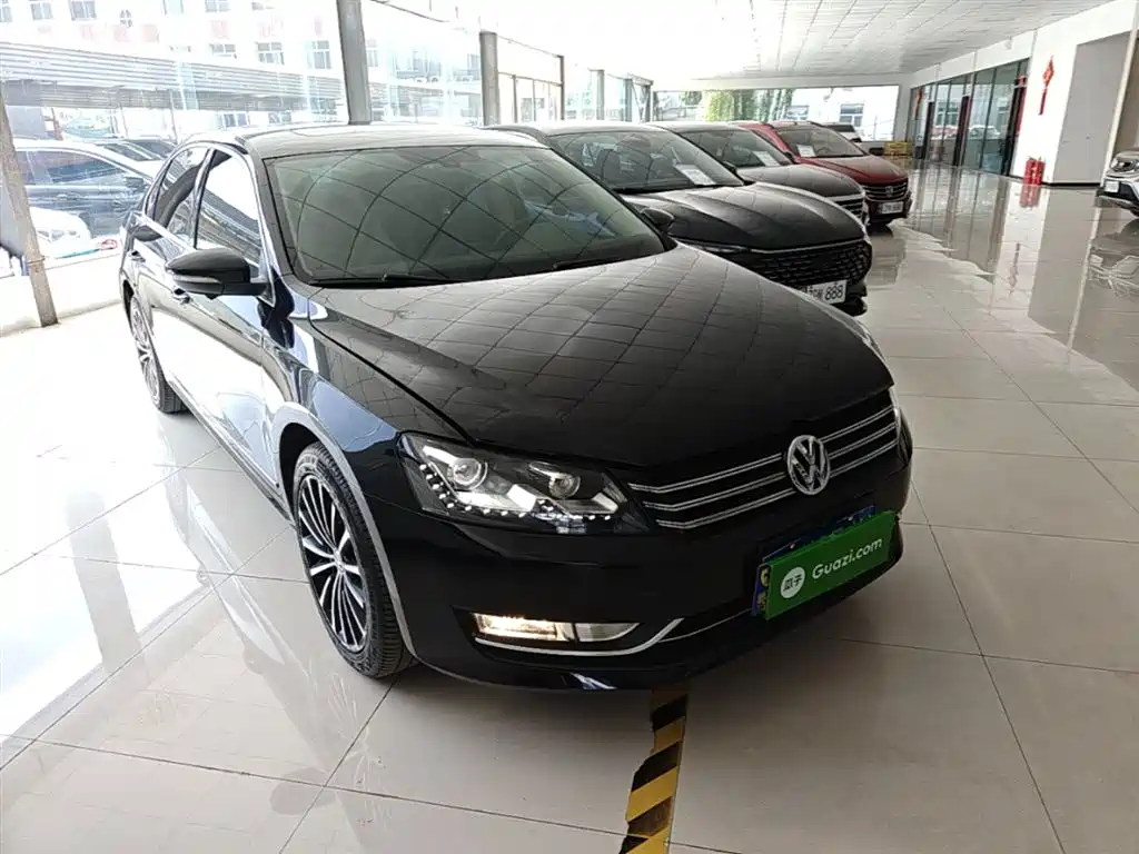 Volkswagen Passat 2015 1.8TSI DSG Prestige Edition фото 4