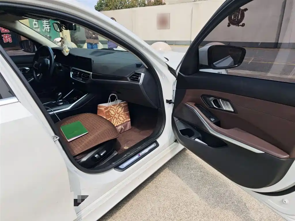 BMW 3 Series 2020 Facelift 325Li xDrive M Sport Package фото 21