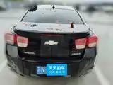 Photo 5 - Chevrolet Malibu