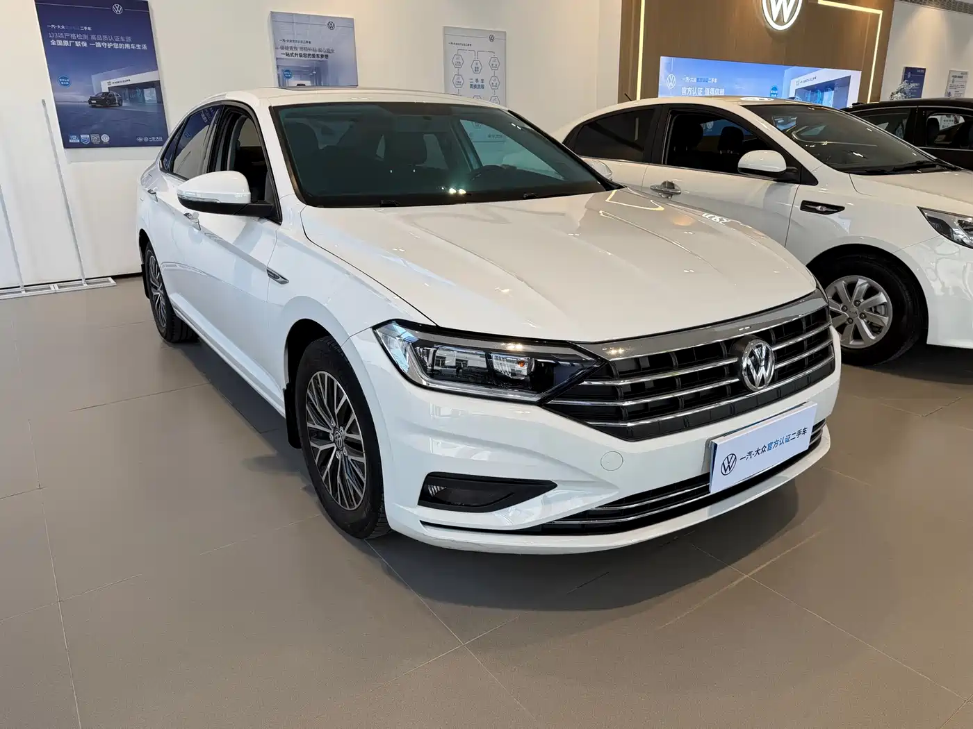 Volkswagen Sagitar 2021 280TSI DSG Comfort Smart Connect Edition фото 3