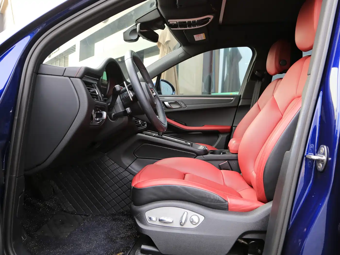 Porsche Macan 2022 Macan 2.0T фото 15