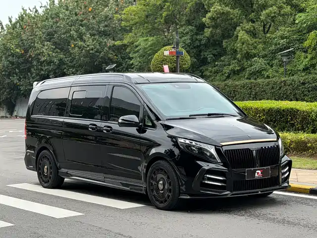 MERCEDES-BENZ V CLASS