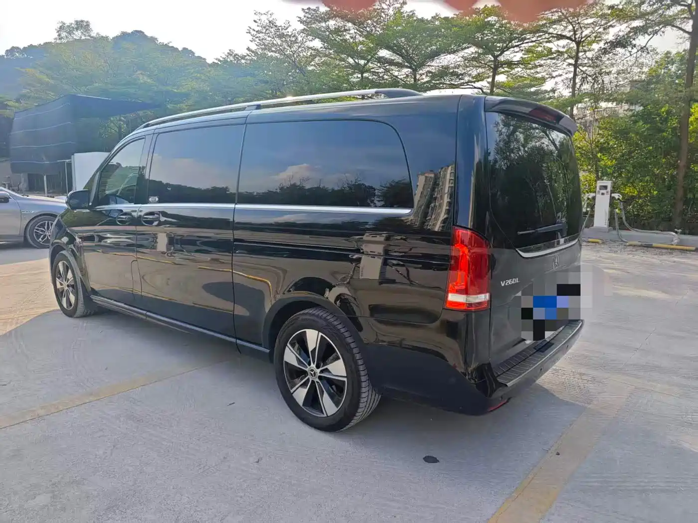 Фото 7 - Mercedes-Benz V-Class