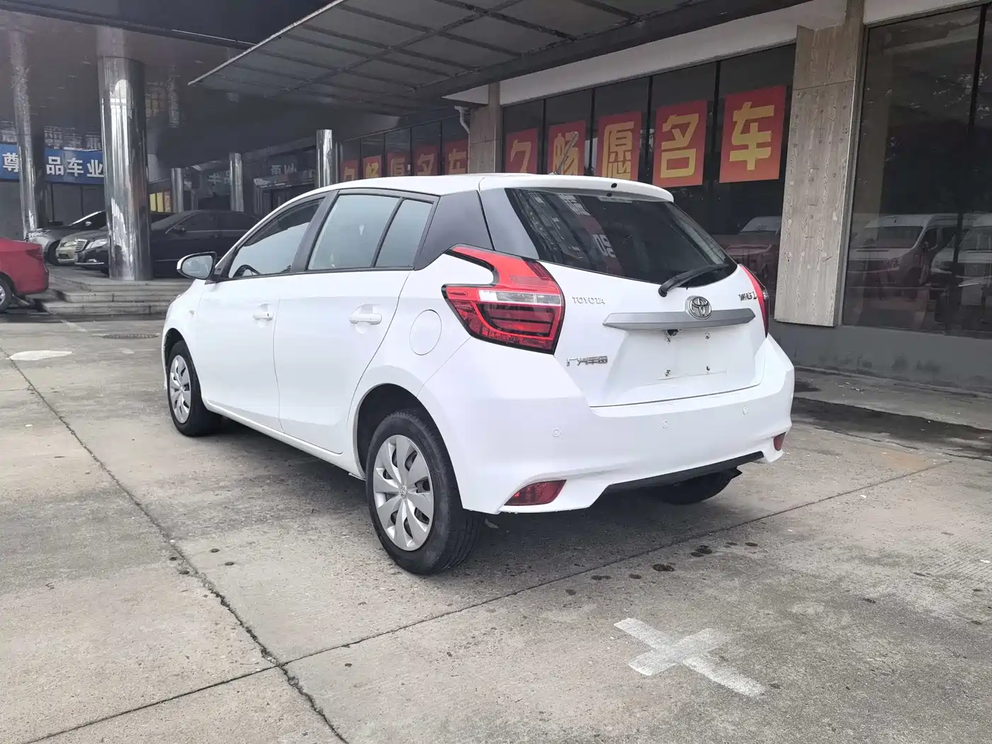 Toyota YARiS L Zhi Xuan 2016 Facelift 1.5E CVT Charming Edition фото 9