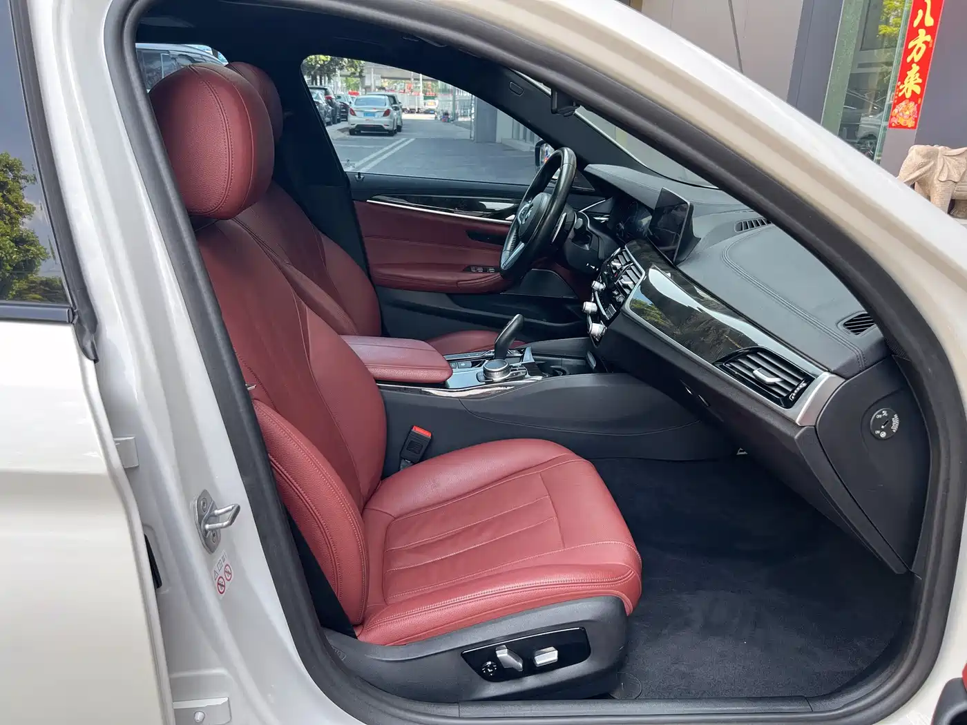 BMW 5 Series 2019 530Li Premium M Sport Package фото 15