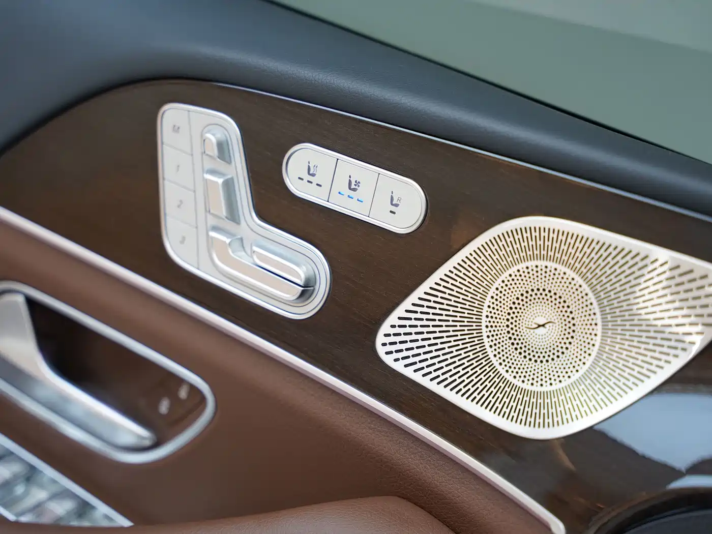 Mercedes-Benz GLE 2024 GLE 350 4MATIC Fashion фото 17