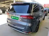 Фото 7 - Roewe iMAX8