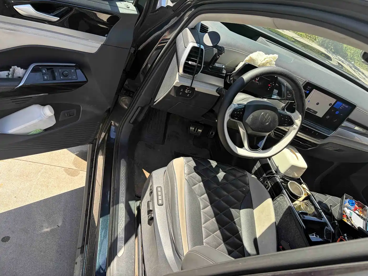 Volkswagen ID.6 CROZZ 2021 Long Range PRO Version фото 9