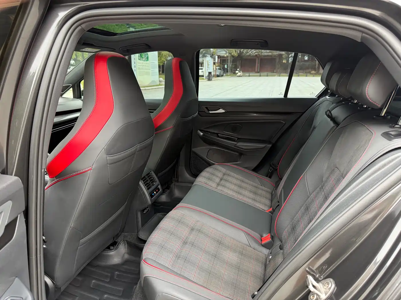 Volkswagen Golf GTI 2023 2021 Facelift 380TSI DSG GTI