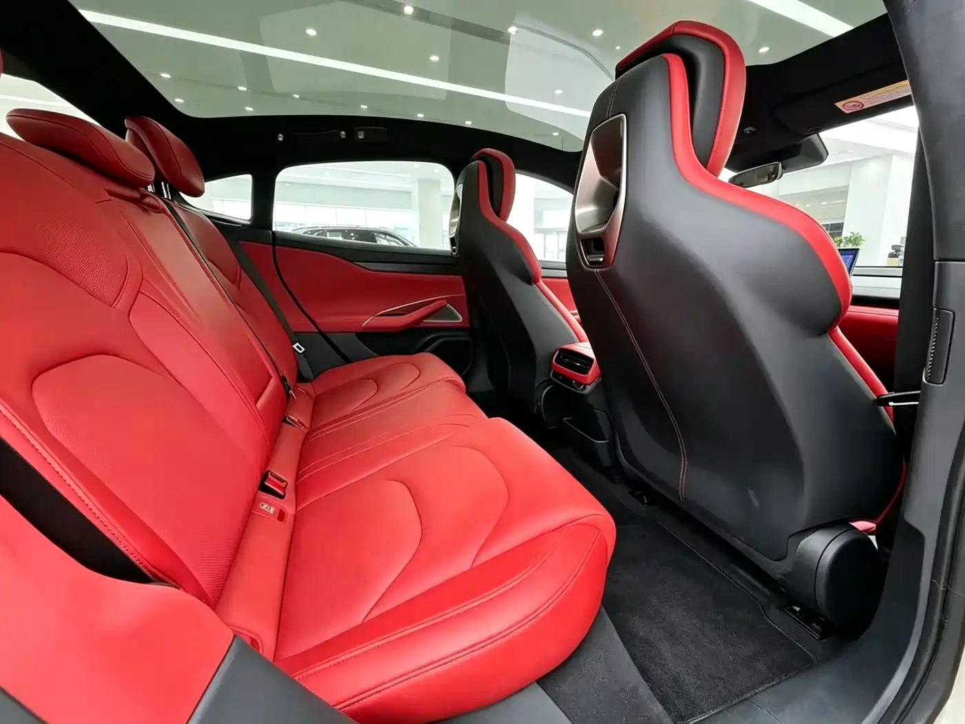 Xiaomi Auto Xiaomi SU7 2024 AWD Max Founder's Edition фото 9