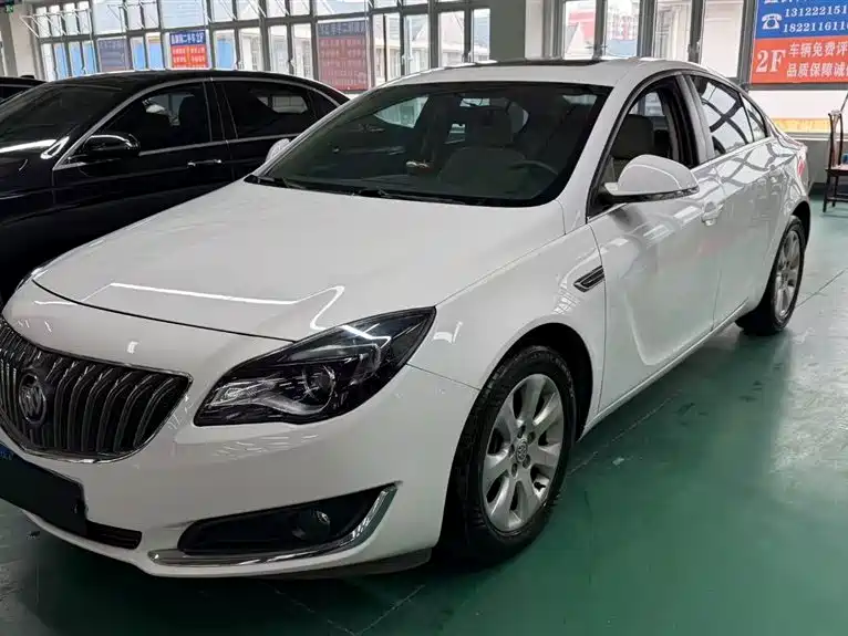 Buick Regal 2015 2.0L Leading Fashion Model