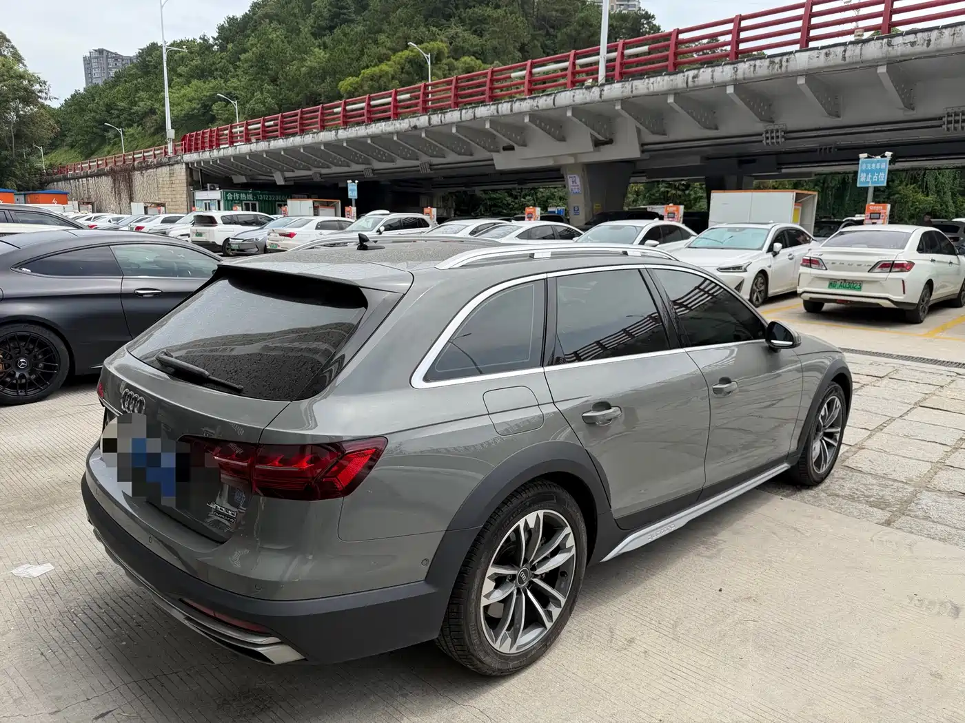 Audi A4 (Import) 2021 2021 allroad quattro Explorer