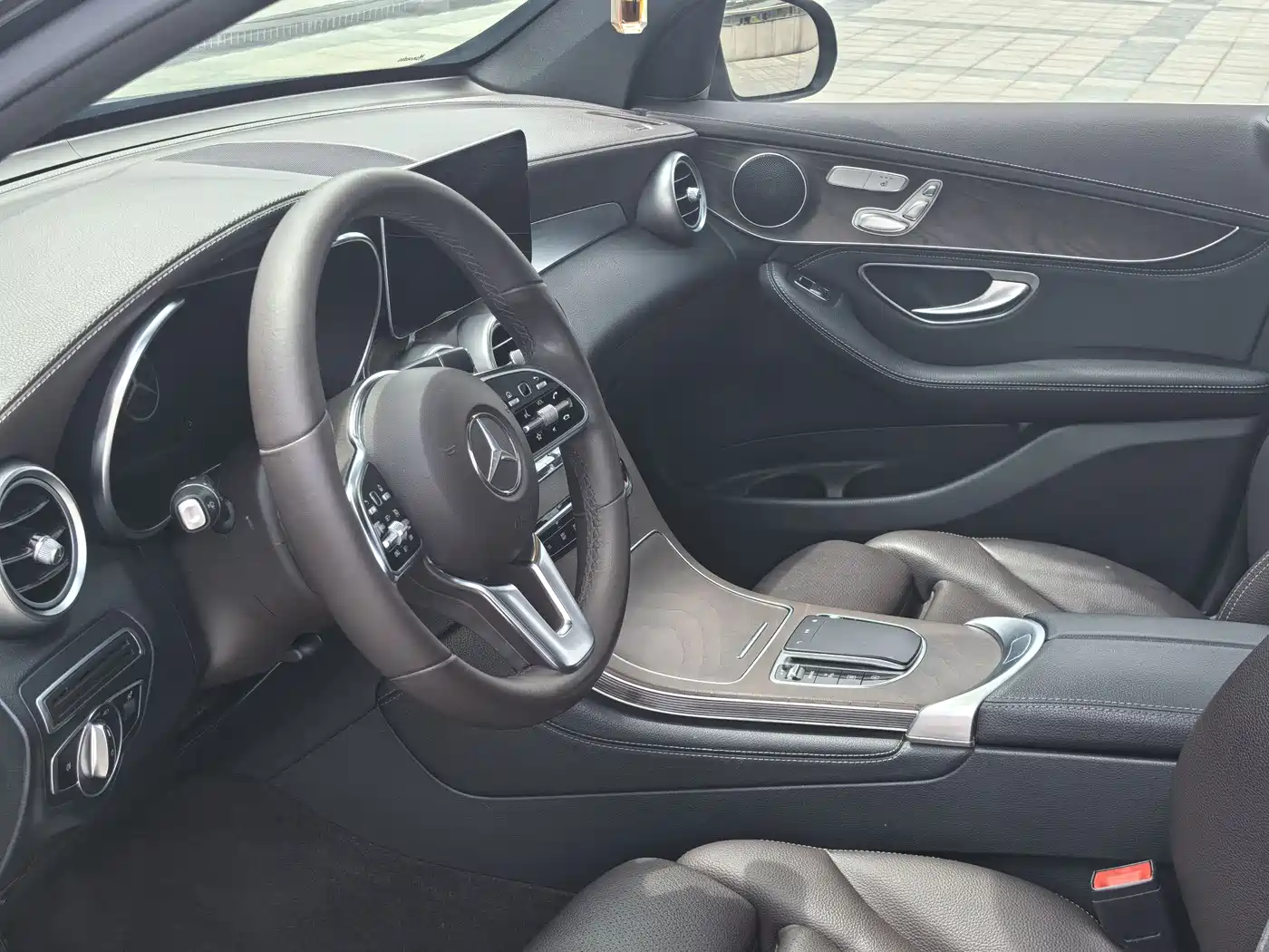 Mercedes-Benz GLC 2020 GLC 260 L 4MATIC Luxury фото 5