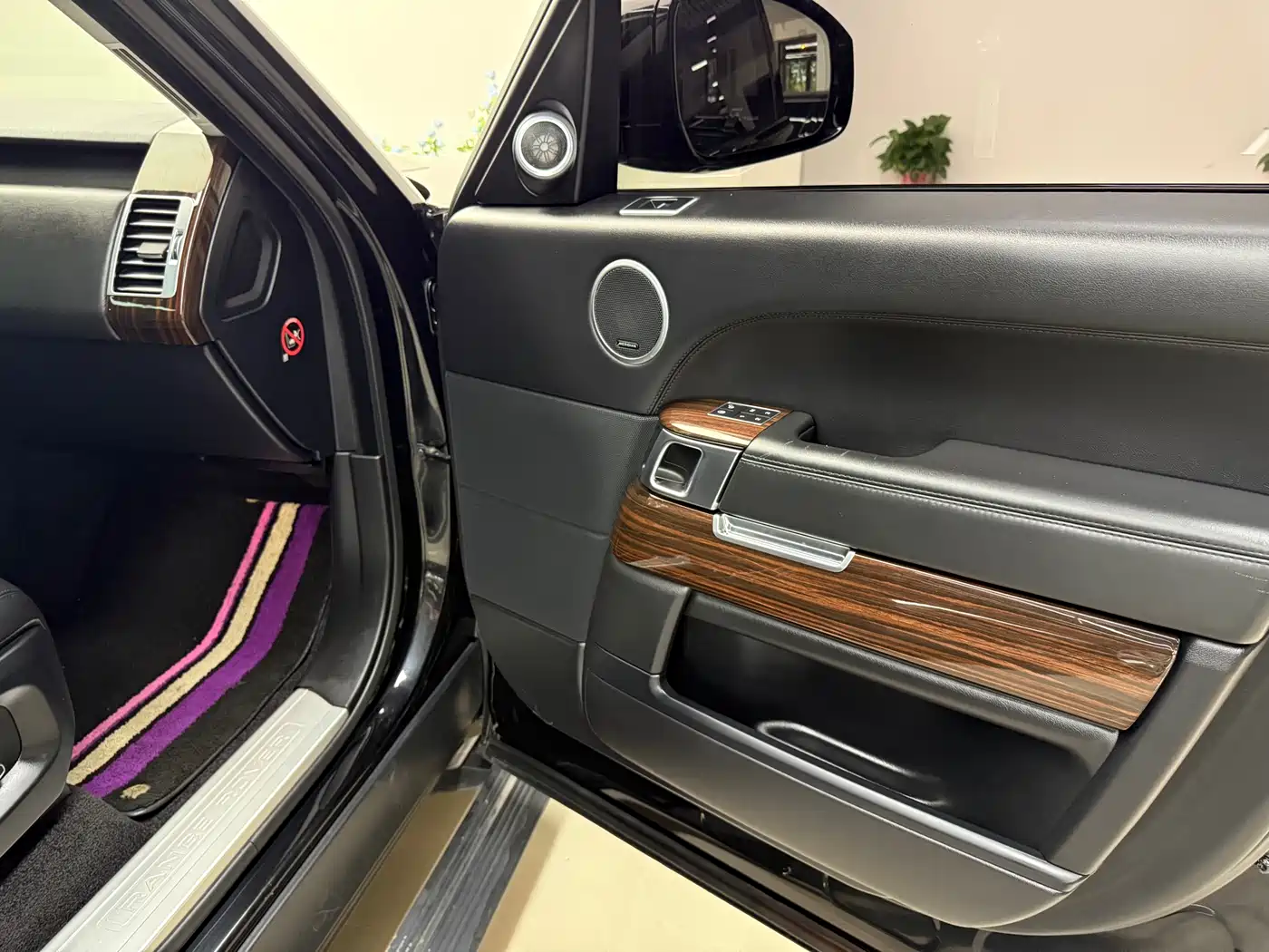 Land Rover Range Rover 2016 3.0 SC V6 Vogue фото 29