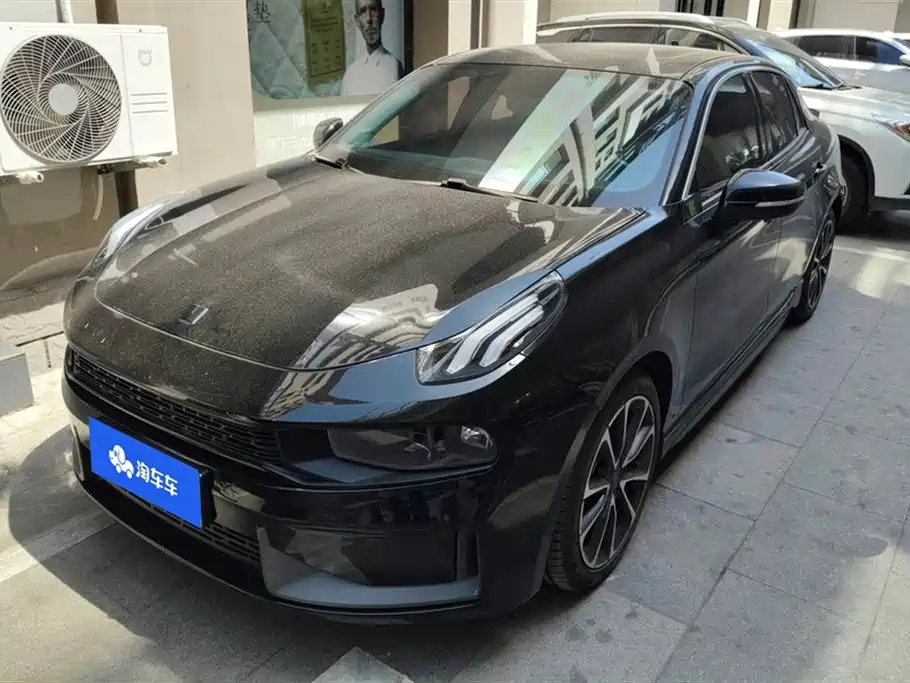 Lynk & Co 03 2019 2.0TD Auto Power Version