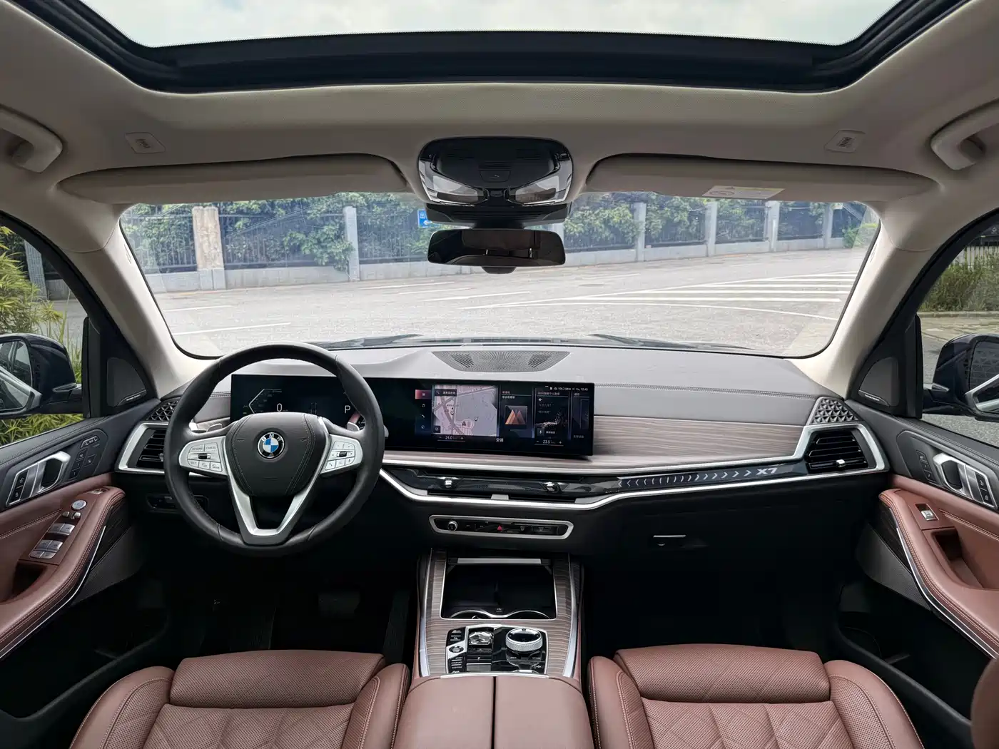 BMW X7 2024 xDrive40i Leading Luxury Package фото 7