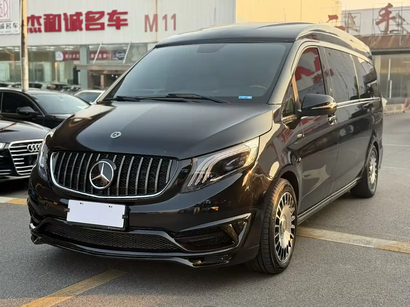 Mercedes-Benz Vito 2016 2.0T Elite Edition