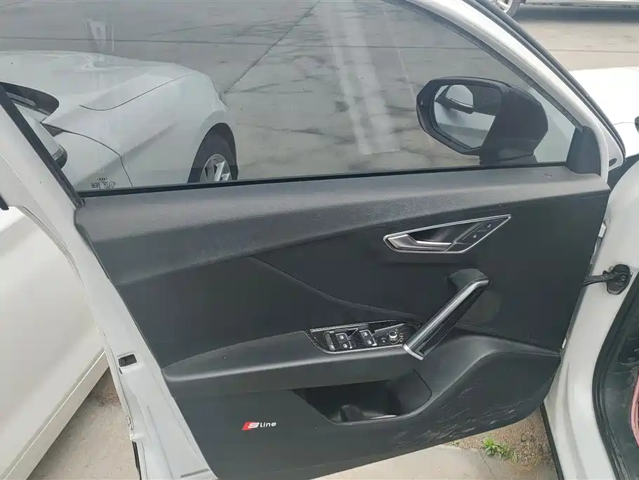 Audi Q2L 2018 35 TFSI Launch Exclusive Edition China V фото 7