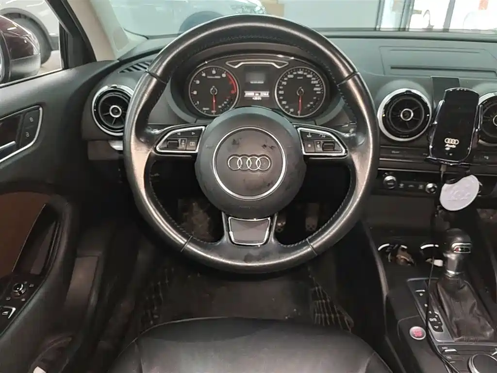 Audi A3 2016 Limousine 40 TFSI Style фото 7