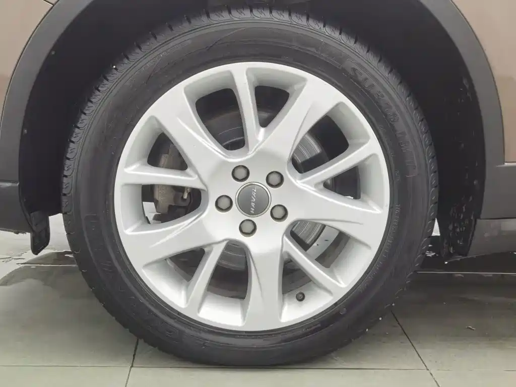 Photo 17 - Haval H7