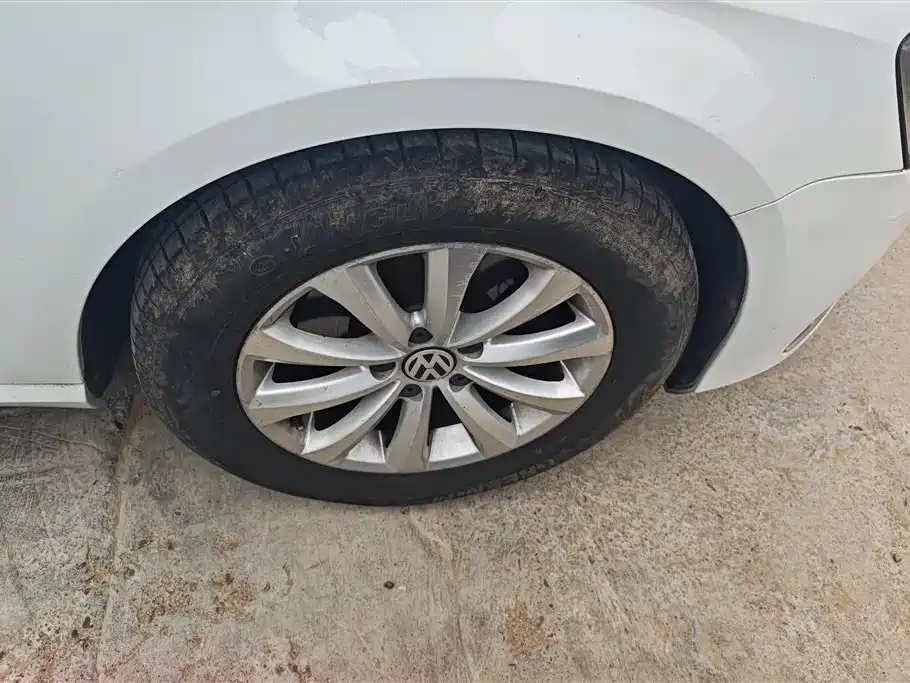 Volkswagen Magotan 2013 1.8TSI Luxury фото 6