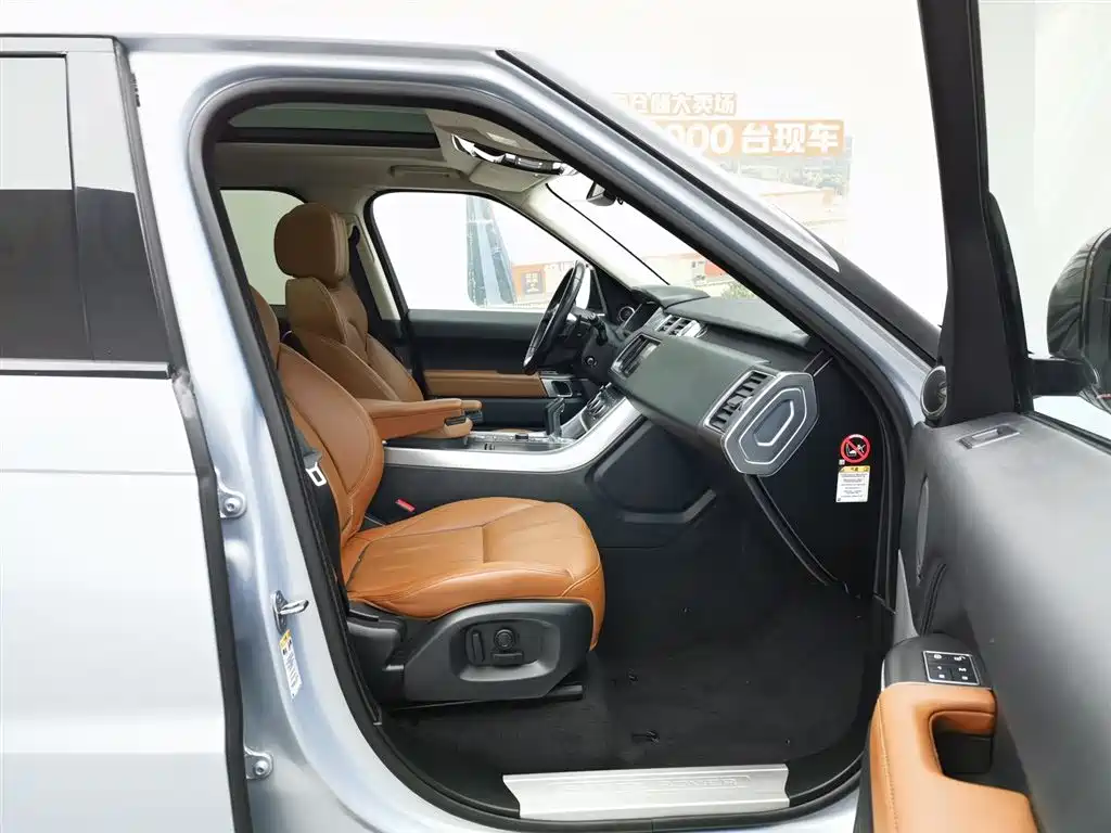 Land Rover Range Rover Sport 2016 Model 3.0 SC V6 HSE DYNAMIC фото 23