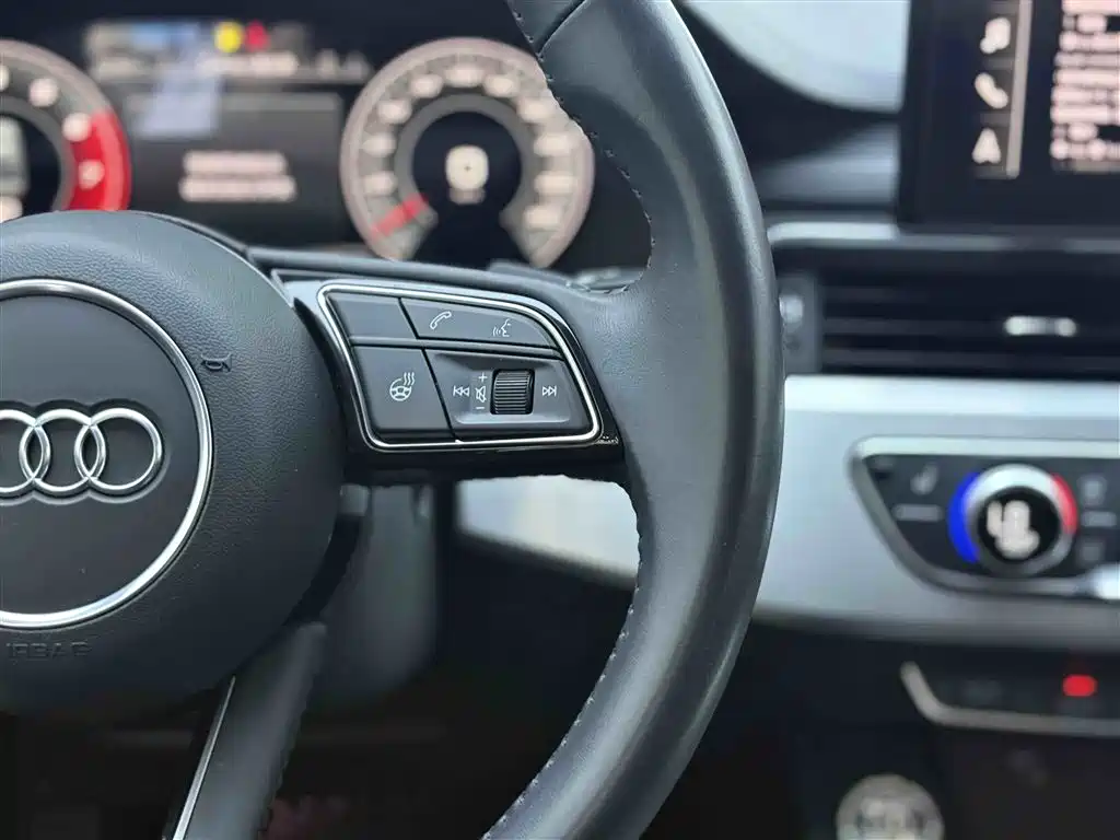 Audi A4L 2022 40 TFSI Luxury Dynamic фото 23