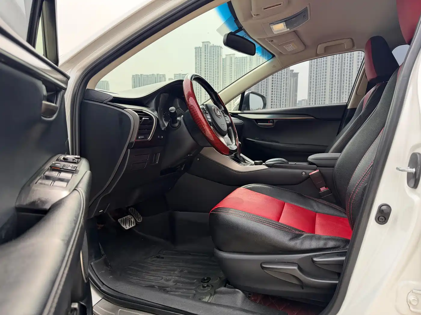 Lexus NX 2015 200 FWD Premium фото 4