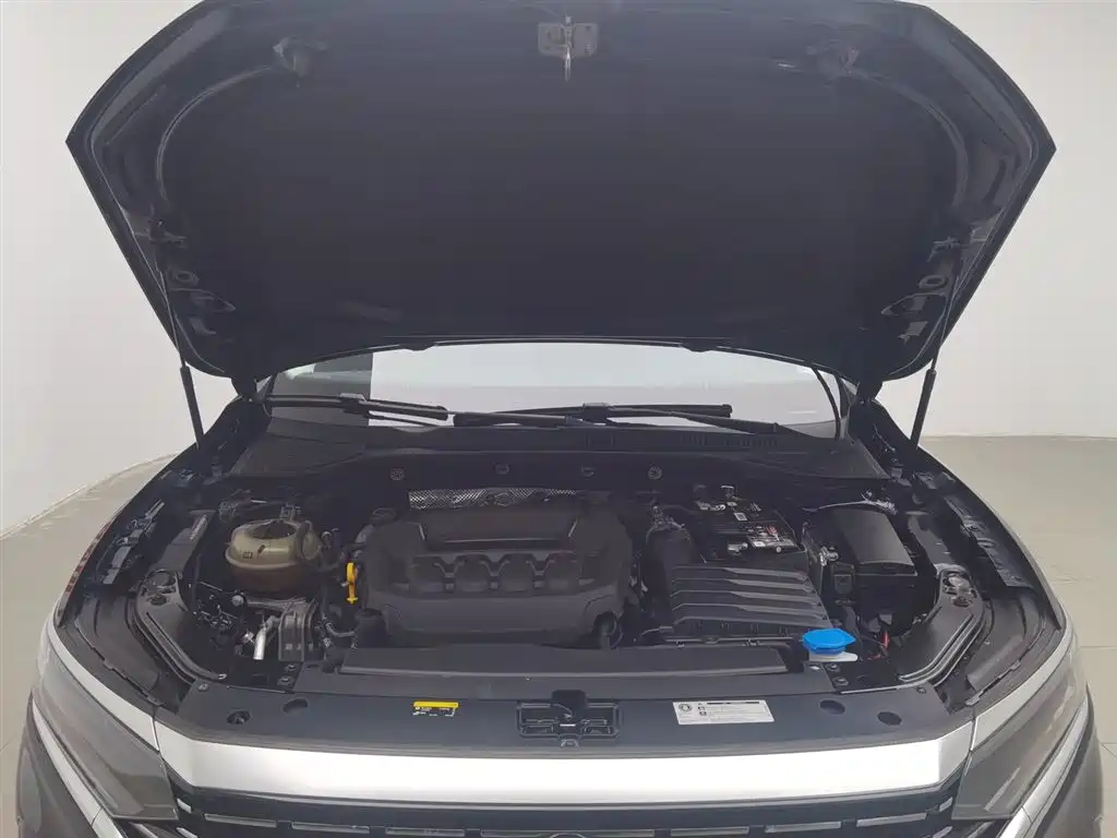 Volkswagen Passat 2023 Facelift 330TSI Elite Edition фото 6
