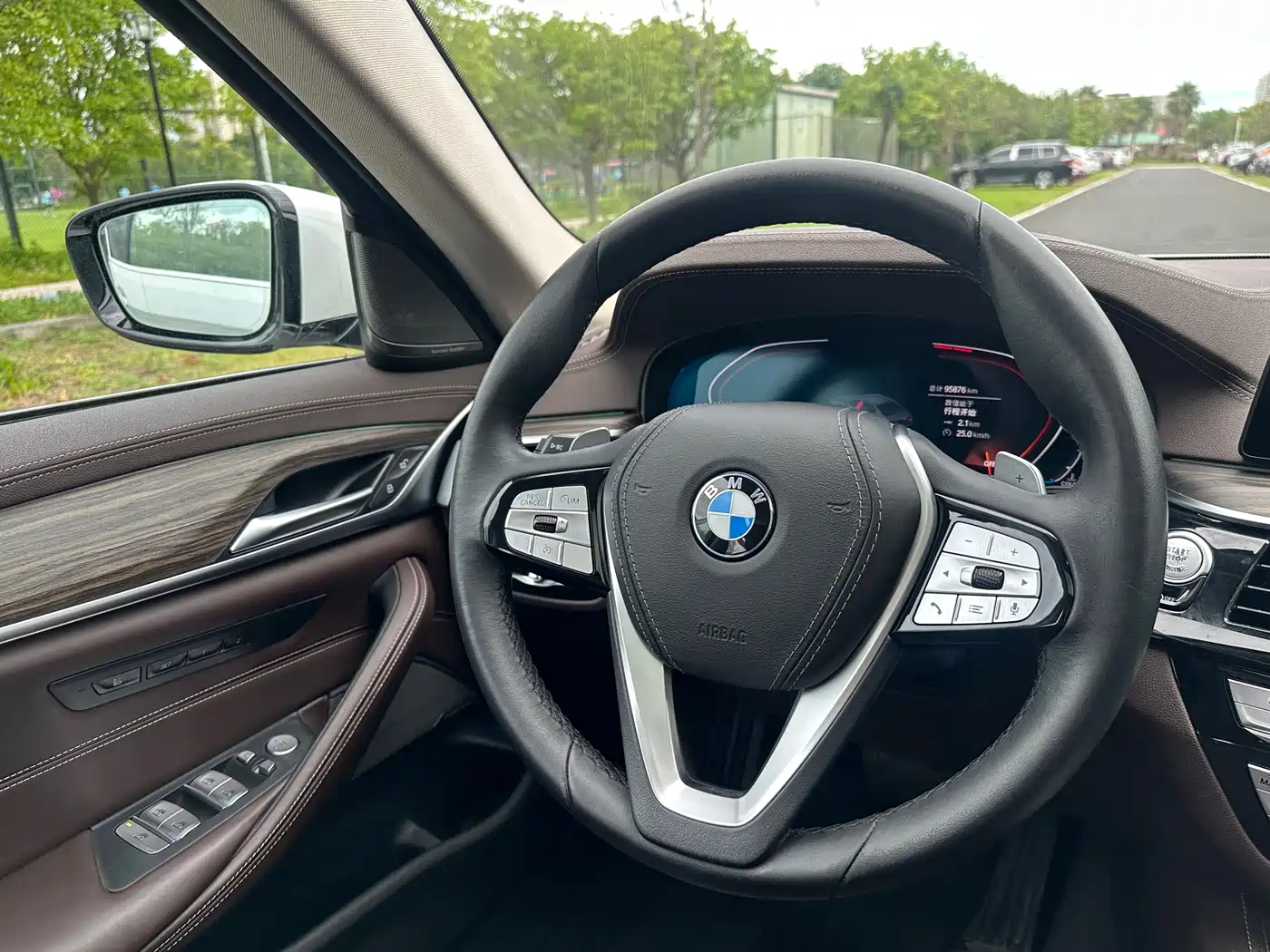 BMW 5 Series 2020 530Li Premium Luxury Package фото 10