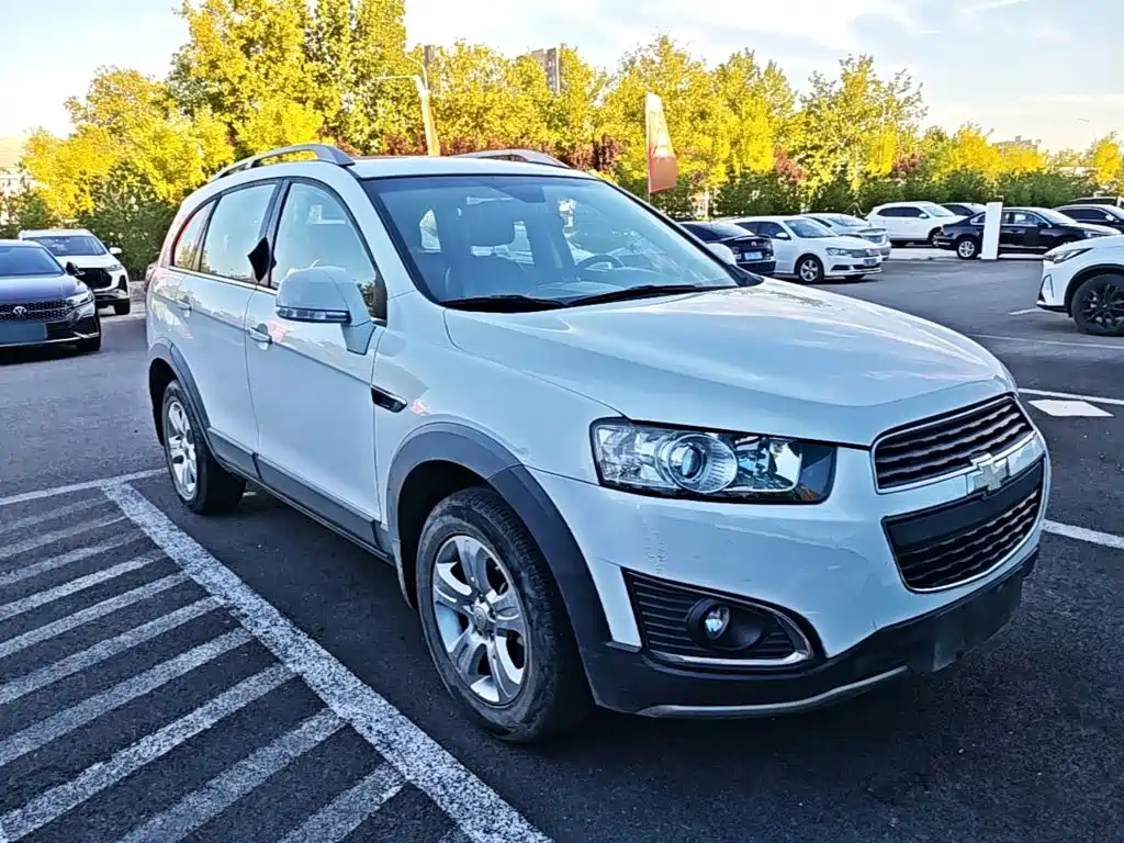 Фото 4 - Chevrolet Captiva