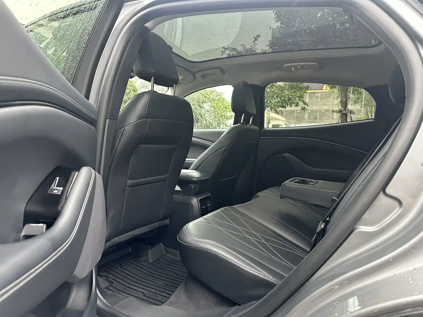 Ford Mustang Mach-E 2022 2021 Boundless RWD Edition (Long Range)